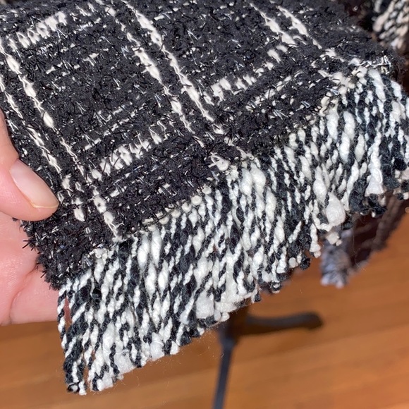 Joan Rivers 30th Anniversary Boucle Jacket with Fringe Edge - Picture 5 of 8